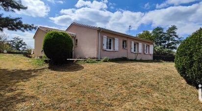 Maison traditionnelle 4 pièces de 80 m² à Saint-Sève (33190)