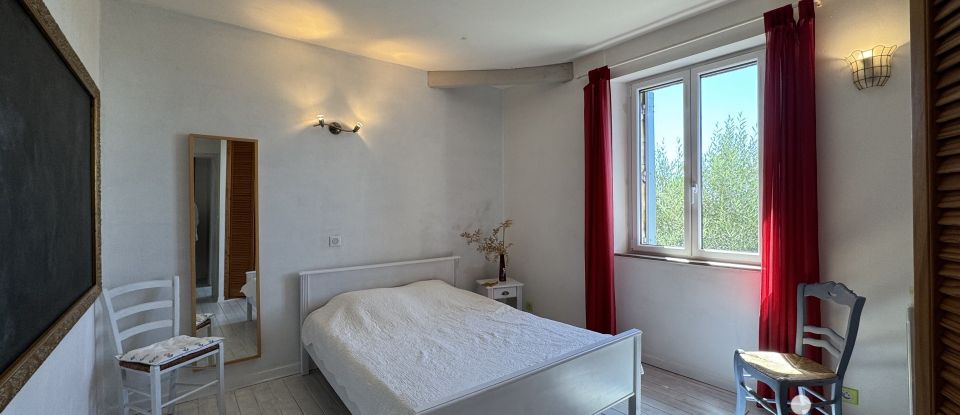 Bastide 5 rooms of 172 m² in Sommières (30250)