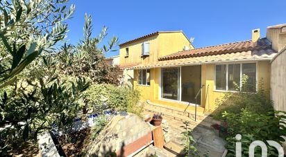 Maison 4 pièces de 82 m² à Saint-Gilles (30800)