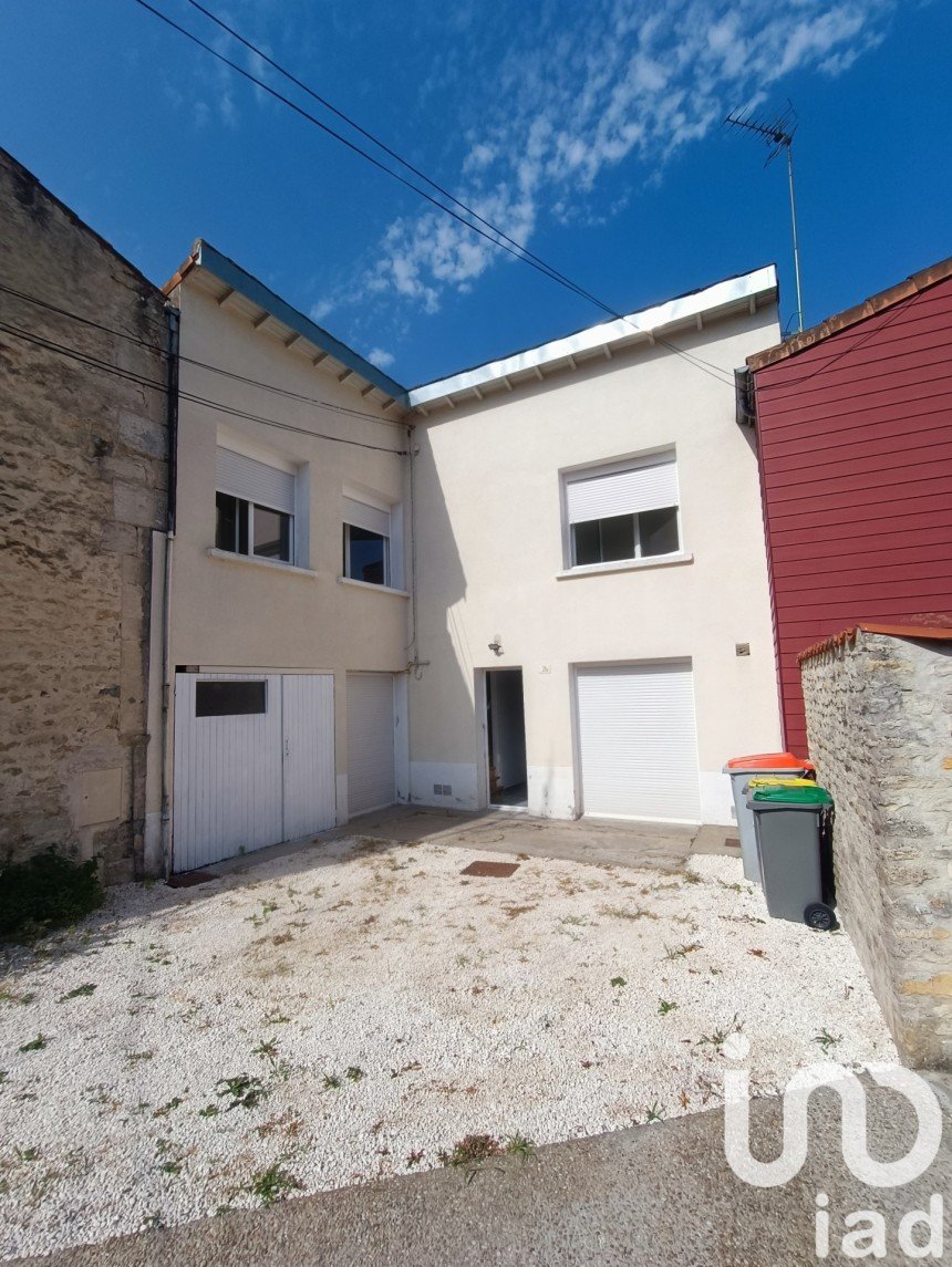 Maison de ville 4 pièces de 92 m² à Niort (79000)