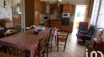 House 5 rooms of 160 m² in Gournay (36230)