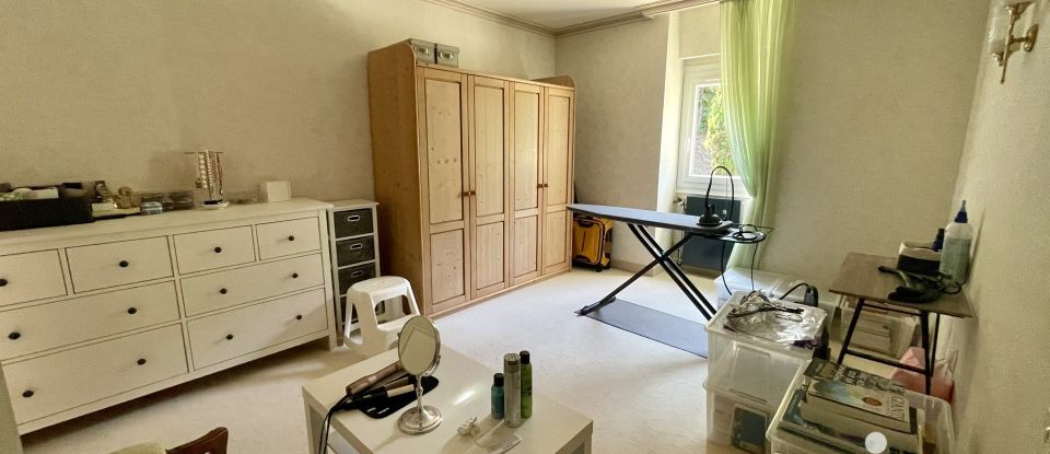 Maison 5 pièces de 164 m² à Castels (24220)