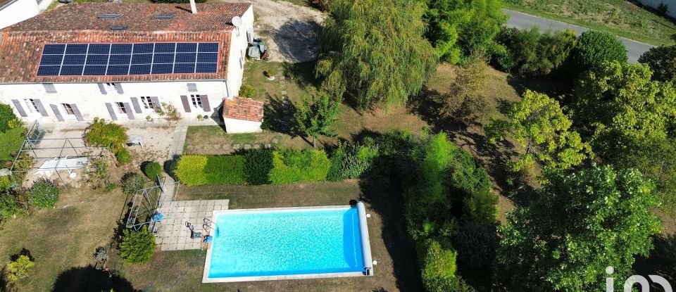 Maison 8 pièces de 234 m² à Saint-Sulpice-de-Cognac (16370)