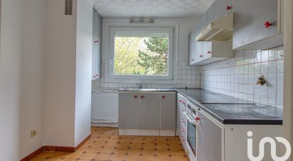 Apartment 3 rooms of 64 m² in Ermont (95120)