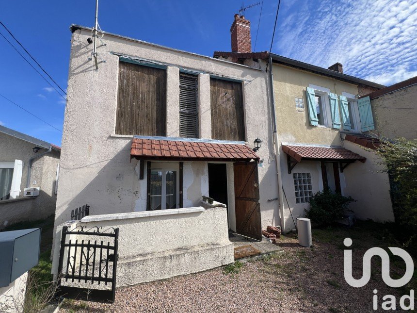 Apartment 3 rooms of 106 m² in Creuzier-le-Vieux (03300)