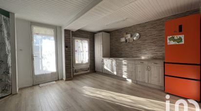 Apartment 3 rooms of 106 m² in Creuzier-le-Vieux (03300)