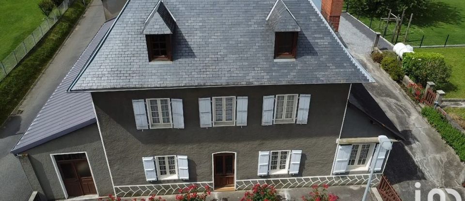 Maison de campagne 6 pièces de 175 m² à Lahourcade (64150)