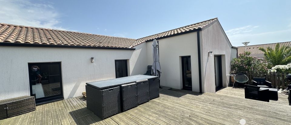 Pavillon 5 pièces de 93 m² à Les Moutiers-en-Retz (44760)