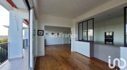 Apartment 6 rooms of 110 m² in Vaucresson (92420)