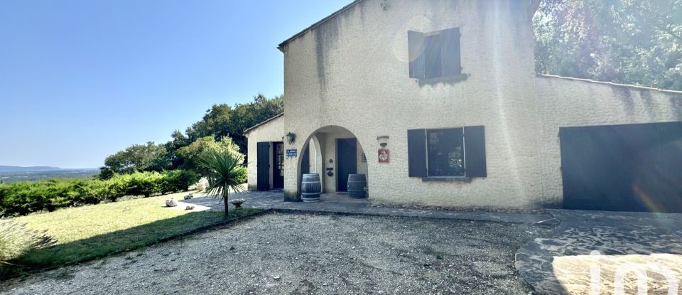 Maison traditionnelle 4 pièces de 102 m² à Saint-Marcel-d'Ardèche (07700)