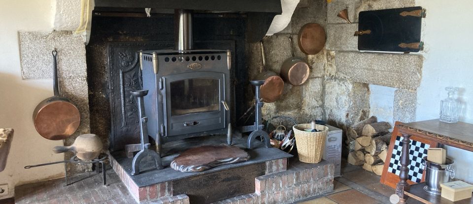 Maison de campagne 3 pièces de 83 m² à Marigny-l'Église (58140)