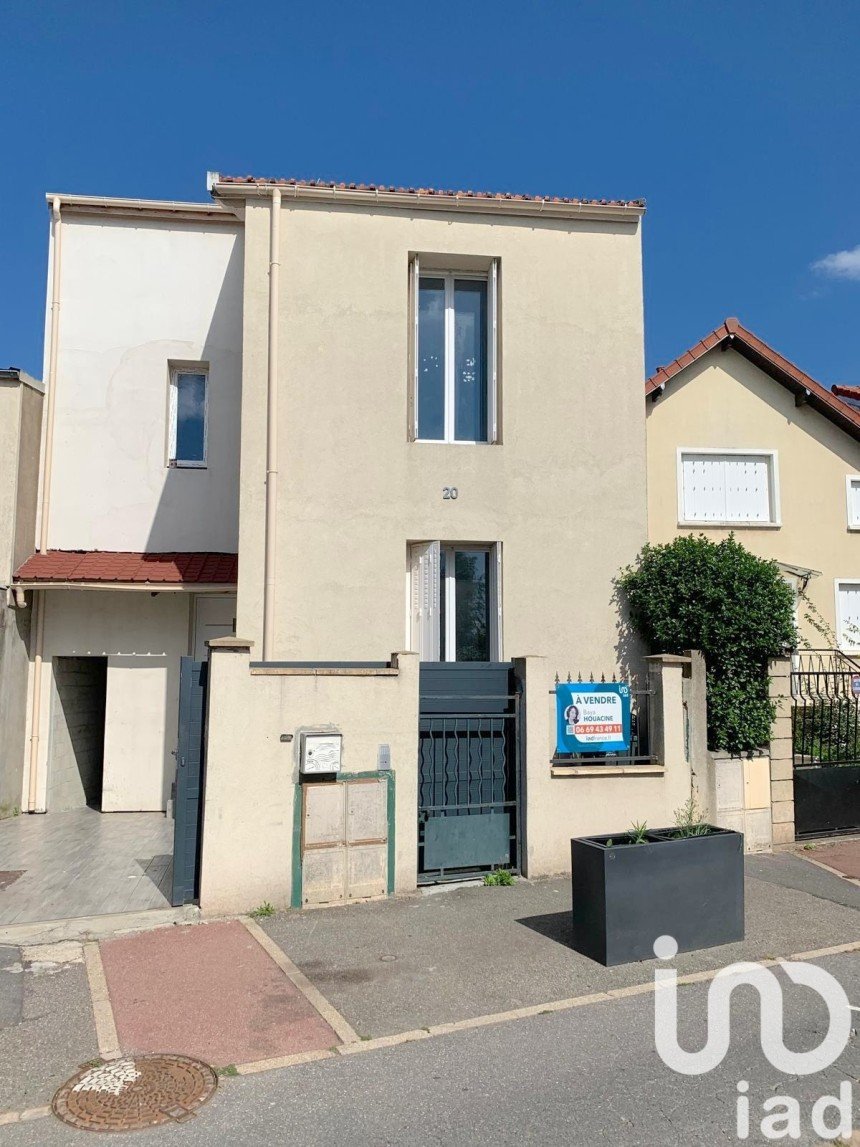 Maison traditionnelle 4 pièces de 90 m² à Villejuif (94800)