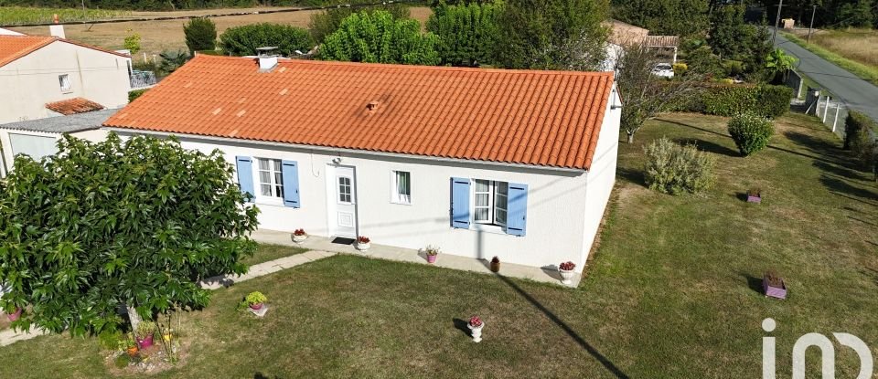 Maison 7 pièces de 113 m² à Saint-Germain-de-Lusignan (17500)