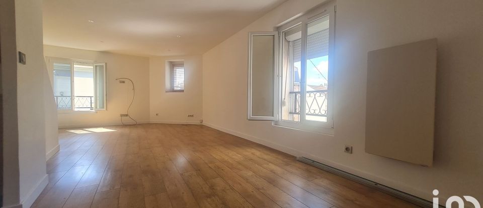 Apartment 3 rooms of 82 m² in Reims (51100)