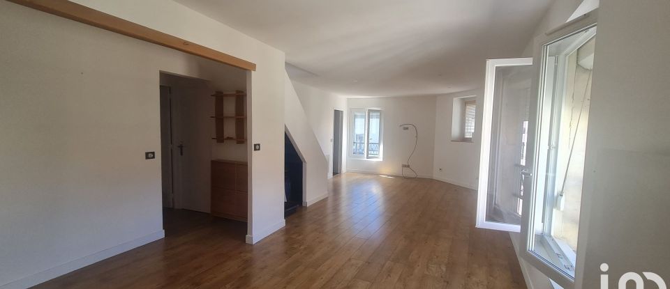 Apartment 3 rooms of 82 m² in Reims (51100)