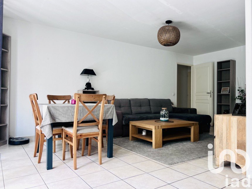 Appartement 4 pièces de 81 m² à La Roche-sur-Foron (74800)