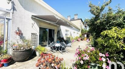 House 3 rooms of 115 m² in Saint-Saviol (86400)