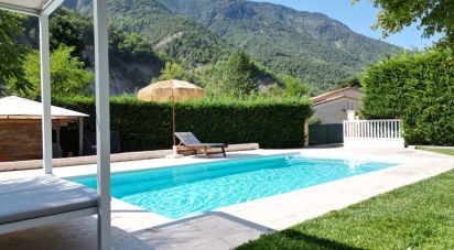 House 5 rooms of 96 m² in Touët-sur-Var (06710)