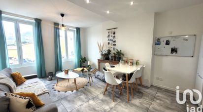 Immeuble de 198 m² à L'Étrat (42580)