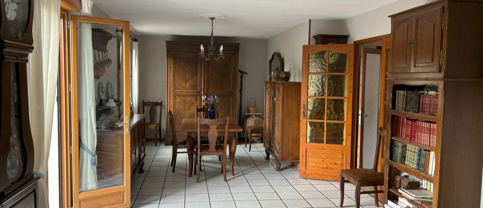 House 4 rooms of 107 m² in Chaumont-sur-Tharonne (41600)