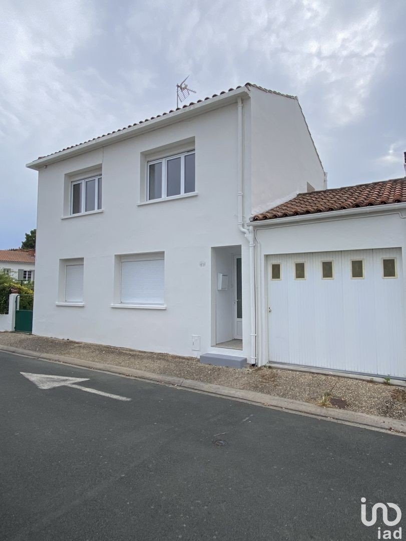 House 3 rooms of 80 m² in Aytré (17440)