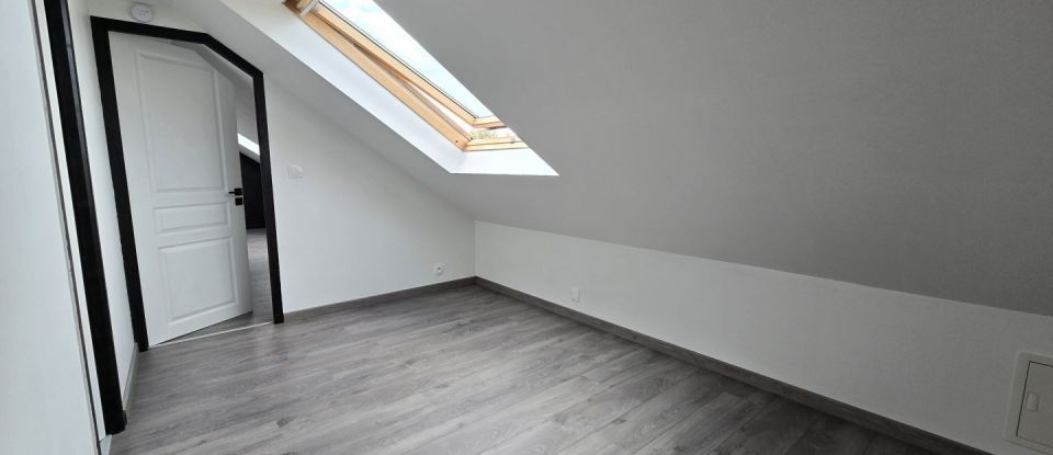 Maison 7 pièces de 121 m² à Brionne (27800)