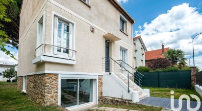 Maison traditionnelle 7 pièces de 146 m² à Vaires-sur-Marne (77360)