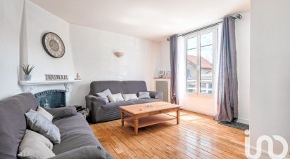 Maison traditionnelle 7 pièces de 146 m² à Vaires-sur-Marne (77360)