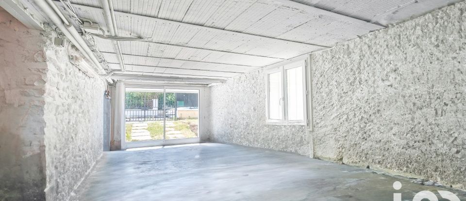 Maison traditionnelle 7 pièces de 146 m² à Vaires-sur-Marne (77360)