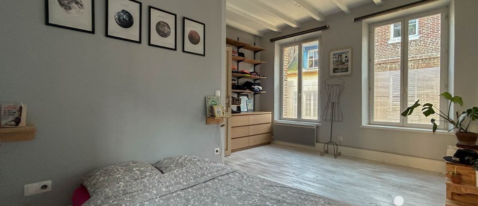 Maison 5 pièces de 100 m² à Saint-Valery-en-Caux (76460)