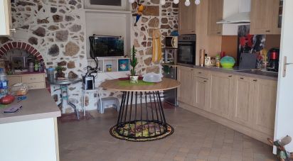 Country house 5 rooms of 194 m² in Melz-sur-Seine (77171)