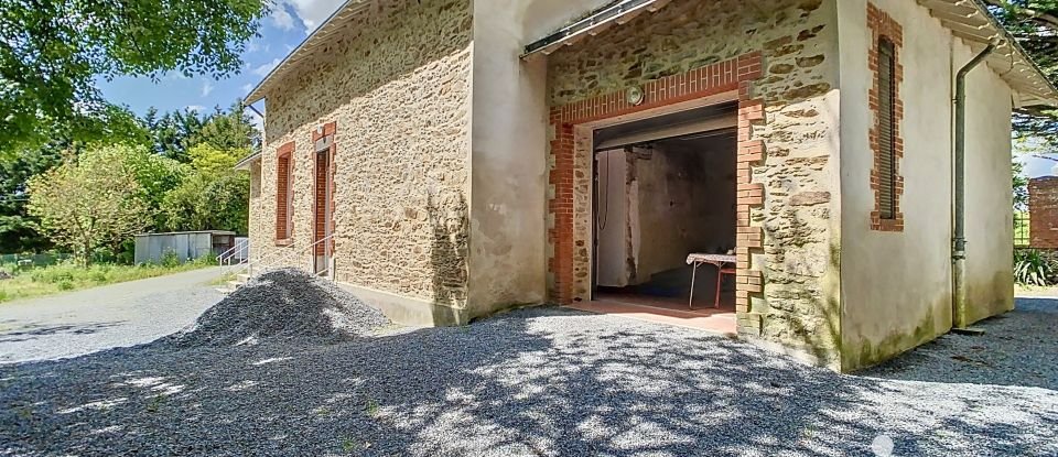 Maison de campagne 4 pièces de 76 m² à Couëron (44220)