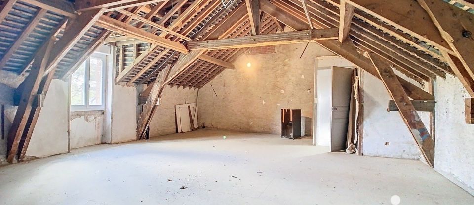 Maison de campagne 4 pièces de 76 m² à Couëron (44220)