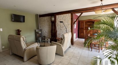 Longere 6 rooms of 147 m² in Saint-Maurice-des-Noues (85120)