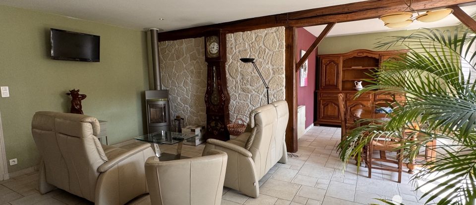 Longere 6 rooms of 147 m² in Saint-Maurice-des-Noues (85120)