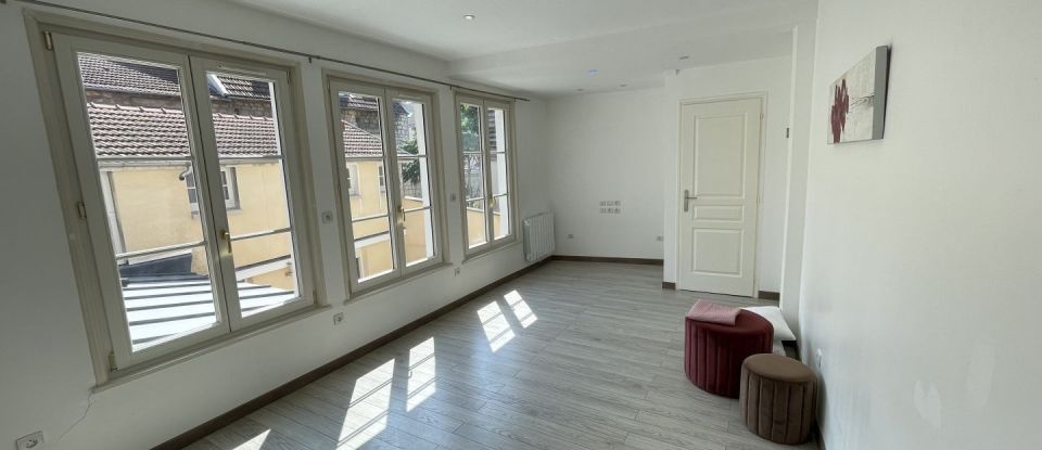 Apartment 4 rooms of 109 m² in Châlons-en-Champagne (51000)