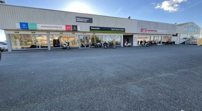 Commercial walls of 2,005 m² in Niort (79000)