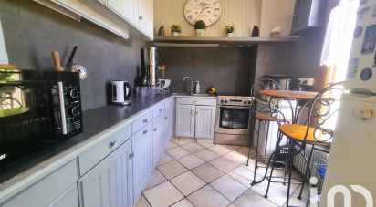 House 4 rooms of 80 m² in Maintenon (28130)