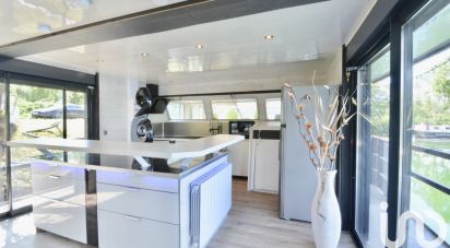 House boat 5 rooms of 130 m² in Châtenay-sur-Seine (77126)