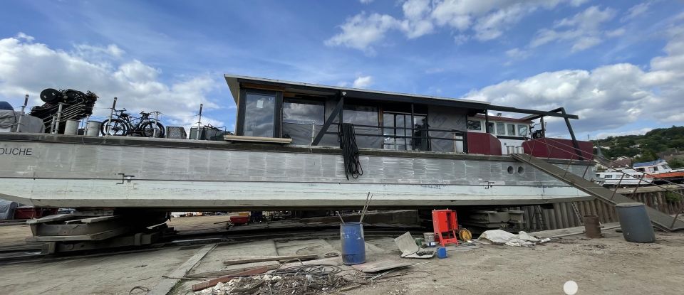 House boat 5 rooms of 130 m² in Châtenay-sur-Seine (77126)