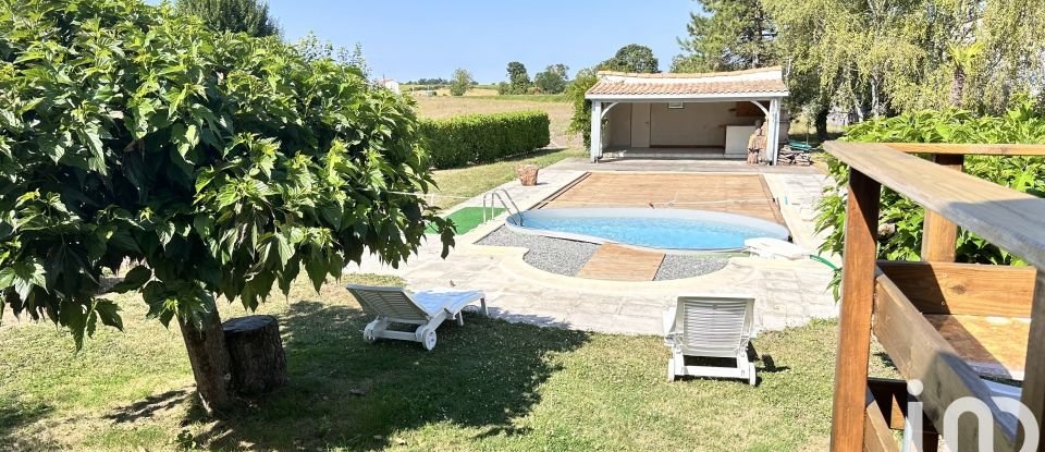 House 3 rooms of 95 m² in Ozillac (17500)