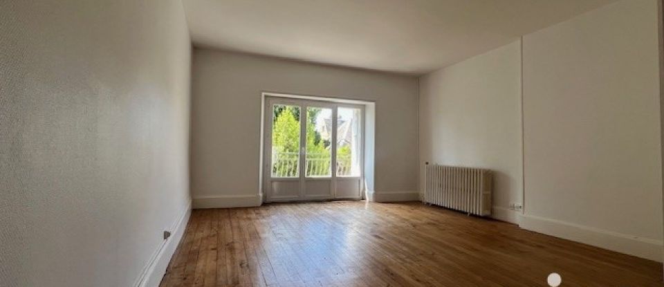 House 5 rooms of 163 m² in Thouars (79100)