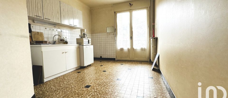 Appartement 4 pièces de 92 m² à Saint-Étienne (42100)