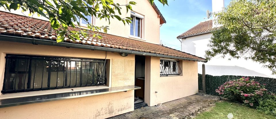 Maison 5 pièces de 121 m² à Massy (91300)