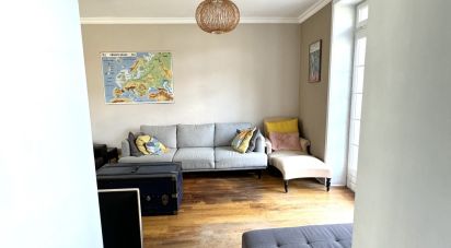 House 6 rooms of 175 m² in Nantes (44300)