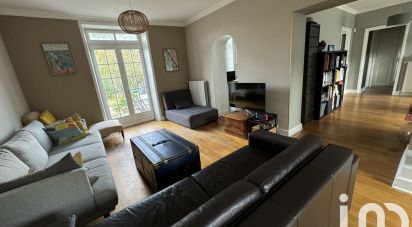 House 6 rooms of 175 m² in Nantes (44300)