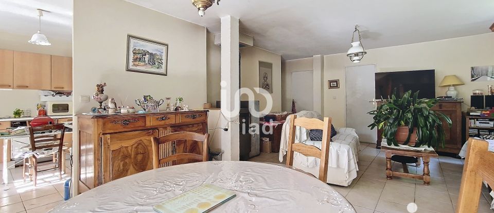 Traditional house 5 rooms of 131 m² in Allouis (18500)