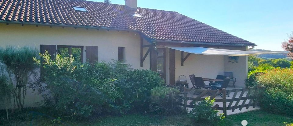 House 6 rooms of 151 m² in Sergeac (24290)