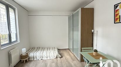 Studio 1 room of 27 m² in Montreuil (93100)