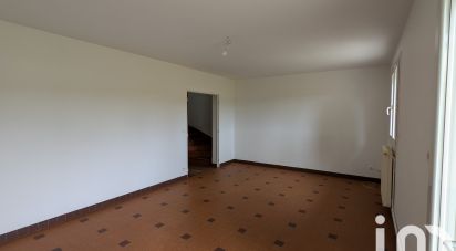 Traditional house 4 rooms of 91 m² in Branne (33420)